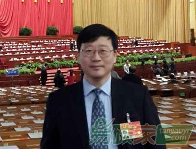 關(guān)于科學(xué)制定和實(shí)施國(guó)家‘十三五’碳排放總量控制目標(biāo)的建議