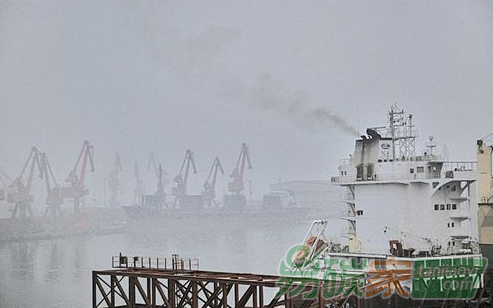 青島查處首起船舶大氣污染案
